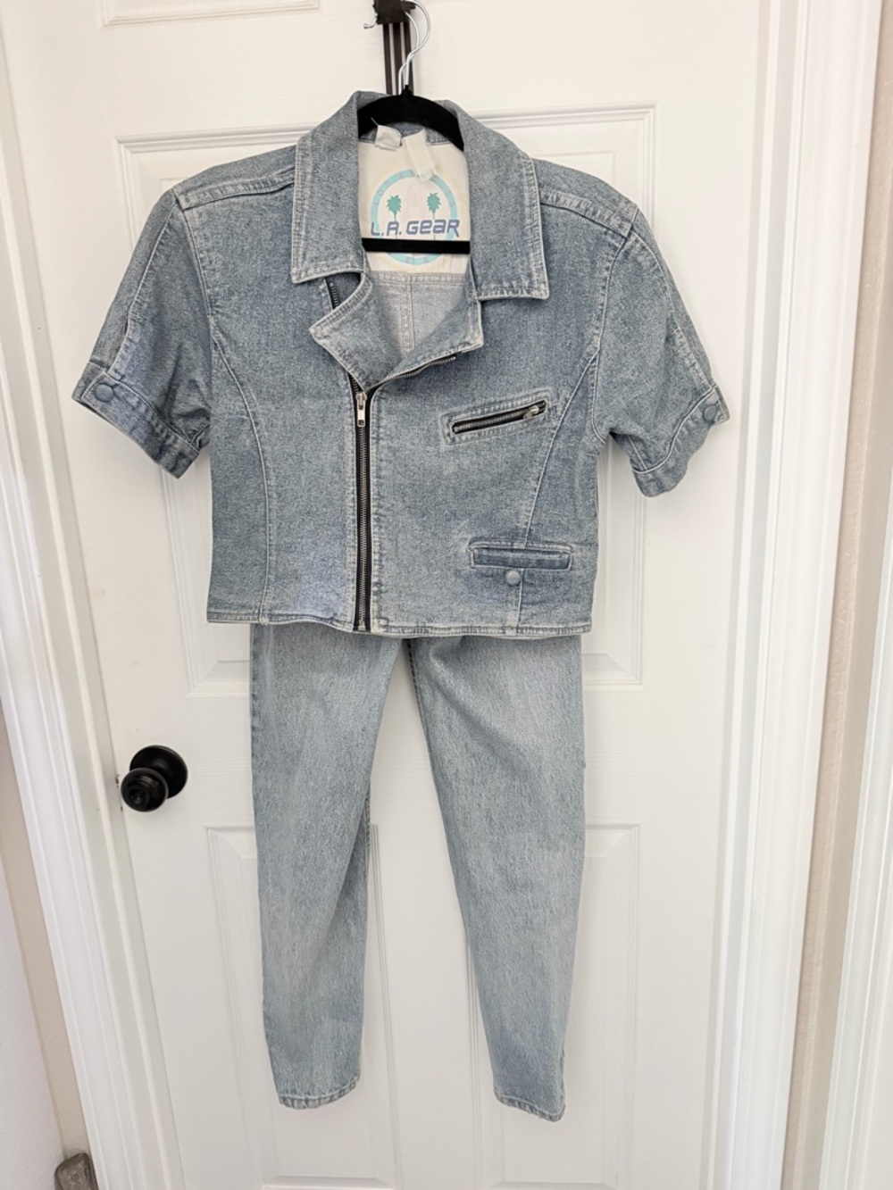 L.A. Gear 2 piece VTG 1980’s Set Light Blue Short-Sleeve Denim Jacket & Jeans